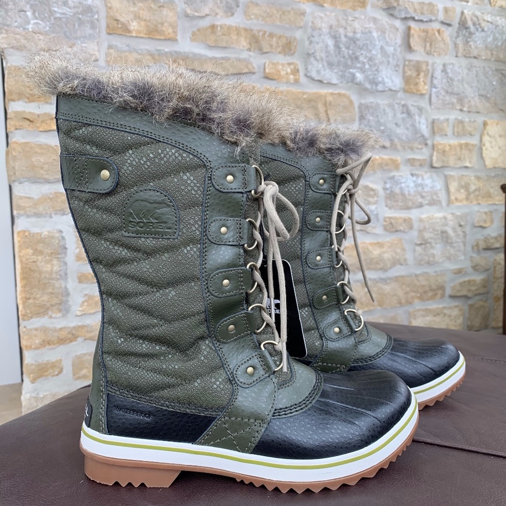 SOREL 'Tofino II' Sz 9 Nylon Faux Fur Waterproof